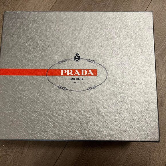 Prada Sneakers Size 7 (EU37) - Picture 4 of 5